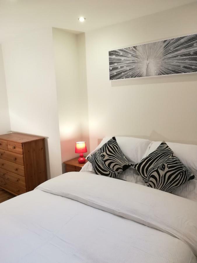 Modern, 1 Bedroom Apartment, Uplands, สวอนซี ภายนอก รูปภาพ